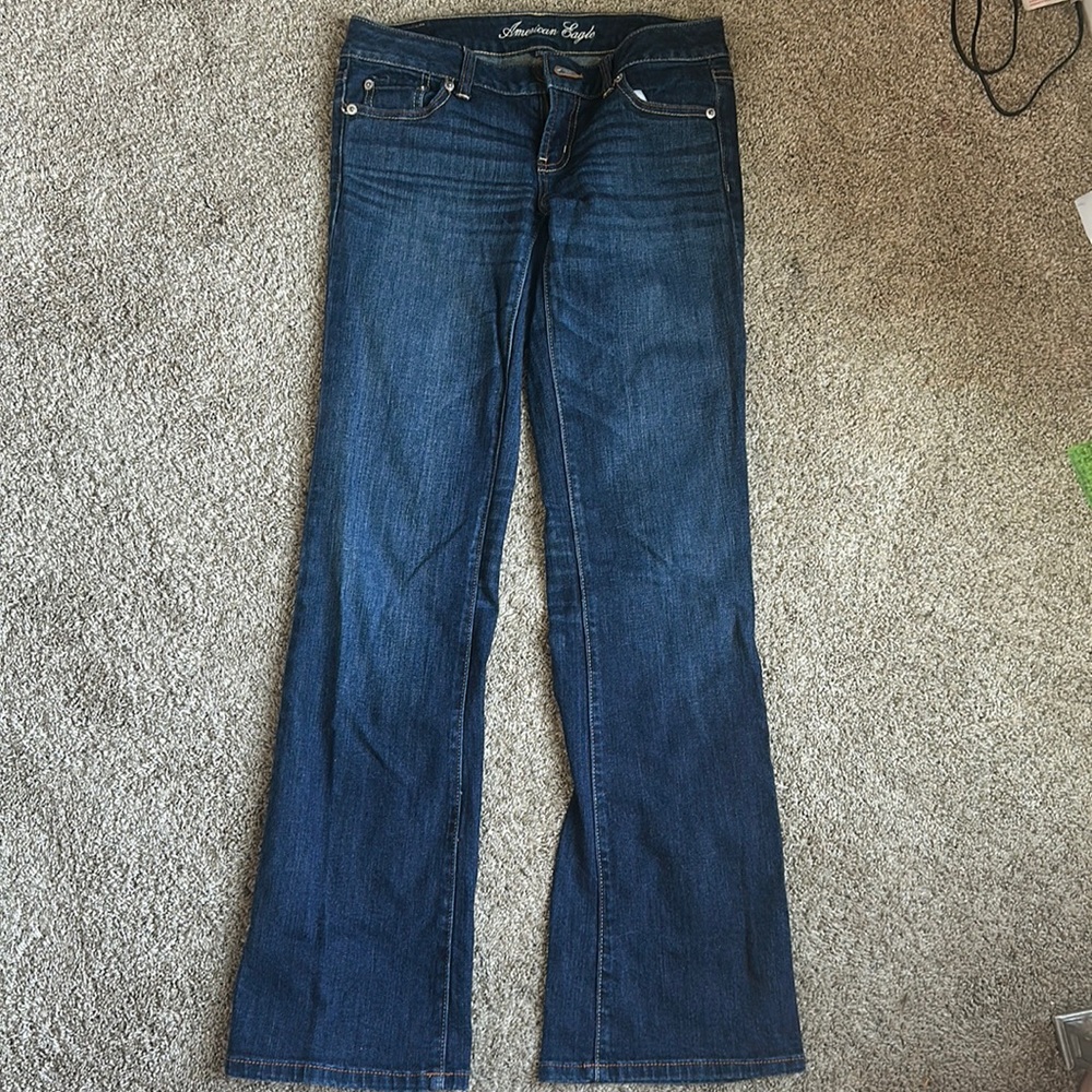 Dark blue medium to low rise American Eagle favorite boyfriend jean size 4 long